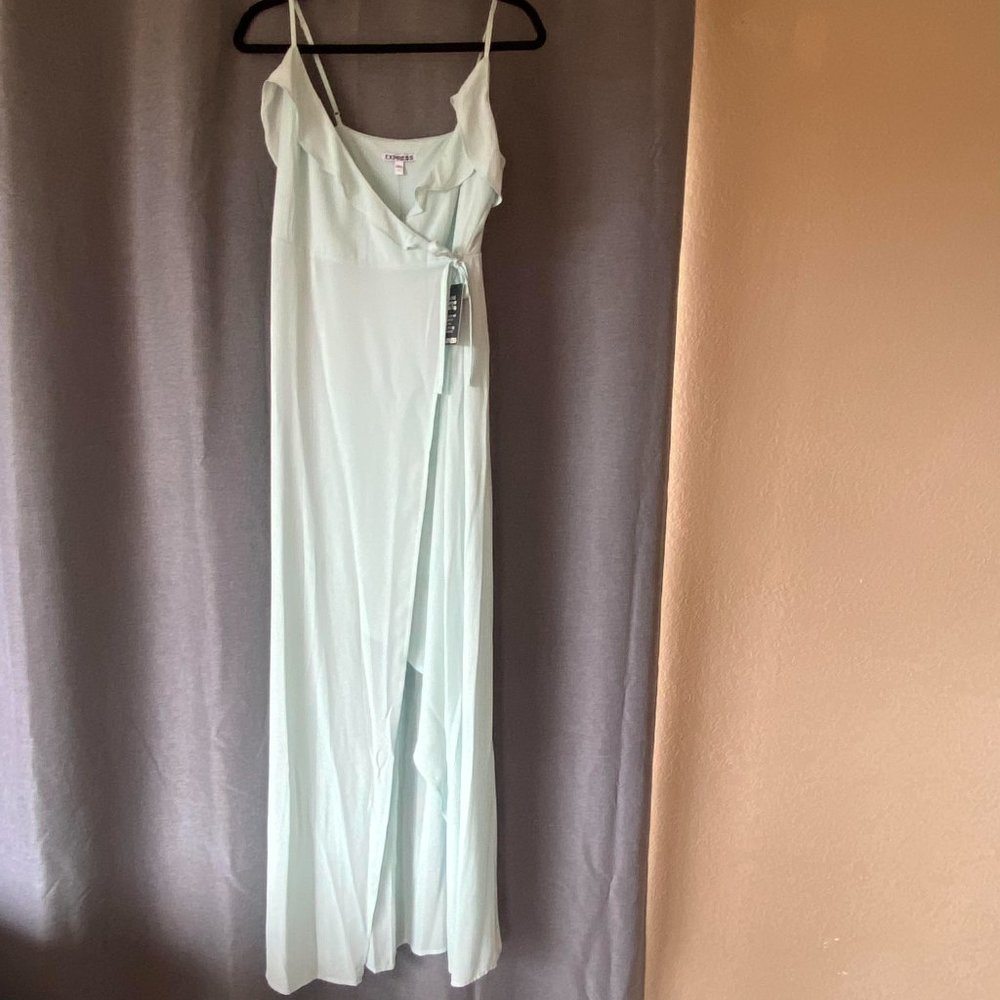 NWT Express Mint/Light Blue Ruffle, Wrap Dress, Size 6